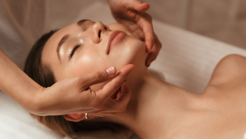 Limpieza facial con peeling y extracción por 25 euros